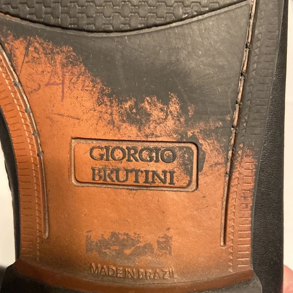 Giorgio Brutini black weave and tassel loafers size 12D
